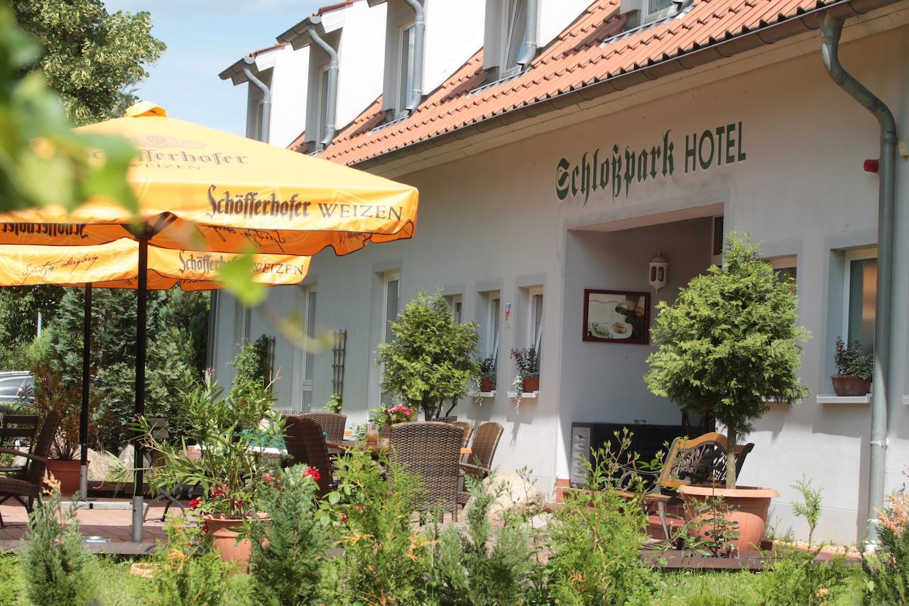 Schlossparkhotel Sallgast Экстерьер фото